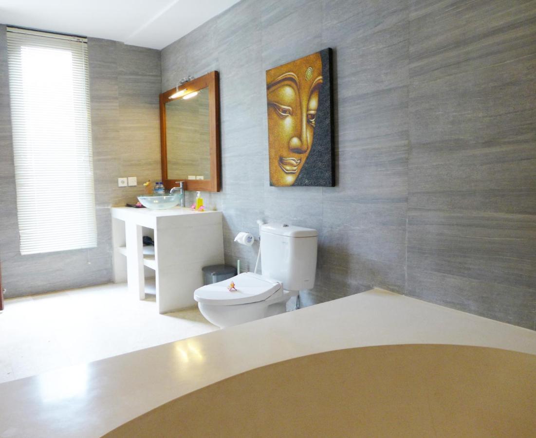 Simon'S Suite Mangsit Exterior foto